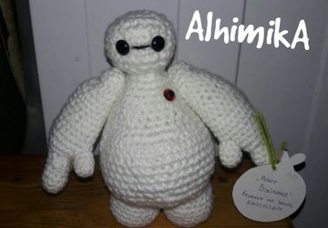 робот Бэймакс