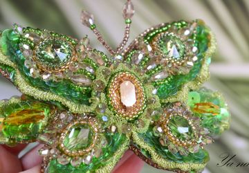 Заколка-автомат из бисера "Зеленая Бабочка".Нет в наличии!