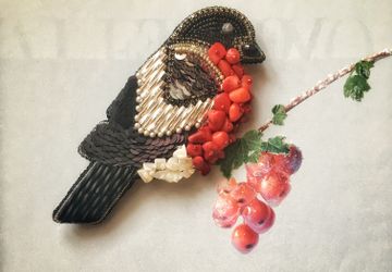 Брошь "Снегирь"