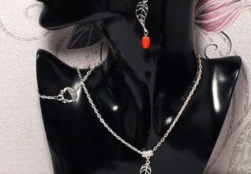 Гарнитур из кораллов