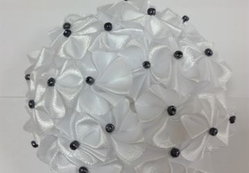 Бант на резинке для волос