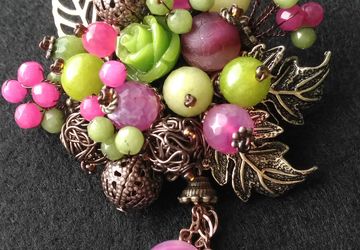 Брошь из агата "Летний букет"