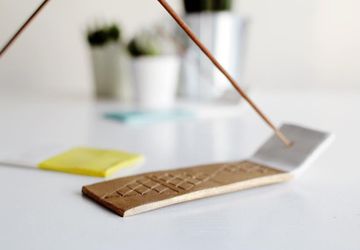 Как сделать подставку для ароматических палочек