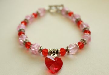 Браслет с сердечком