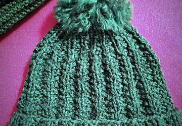 Шапка с пупоном и снуд