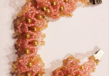 Браслет из бисера