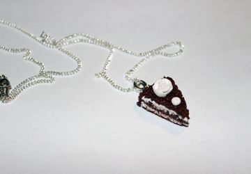 Кулон "Шоколадный тортик"