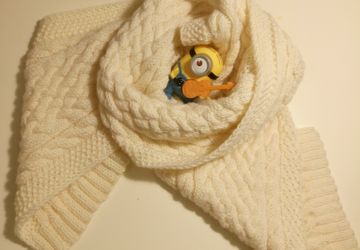 Длинный теплый шарф