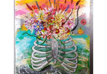 Цветы в груди