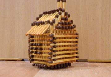 Сувенир спичечный домик