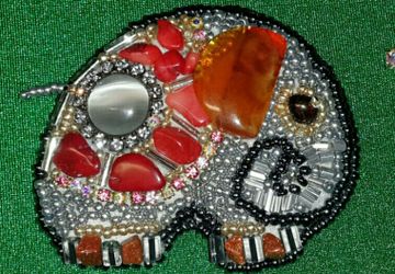 Брошь-слоник