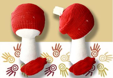 Летняя вязаная шапочка и варежки из хлопка