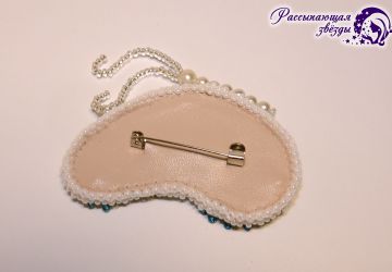 Брошь из бисера Бабочка