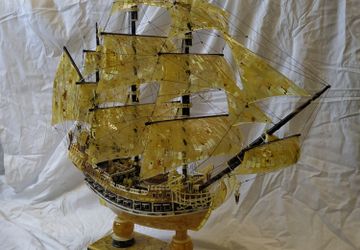 Янтарный корабль