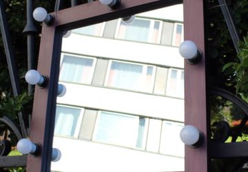 Гримерное зеркало, зеркало визажиста