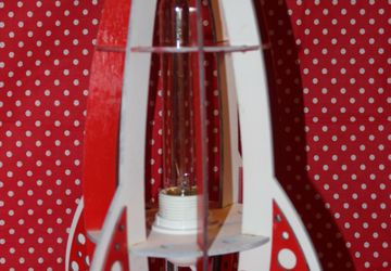 Космическая настольная лампа "Ракета".