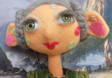 Кукла из фетра Камори