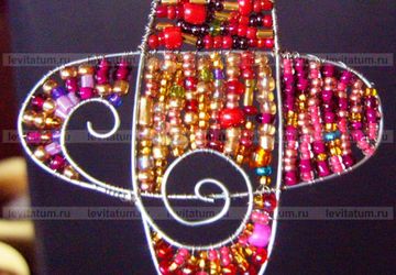 Подвеска из бисера "Малина"