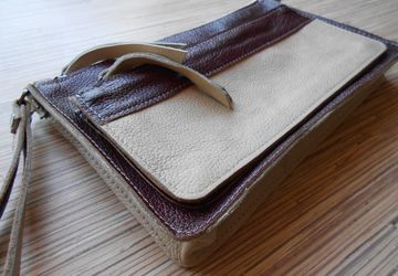 Кожаная косметичка