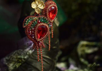 Серьги из бисера "Гранатовое искушение". Продано!