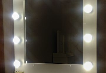 Гримерное зеркало