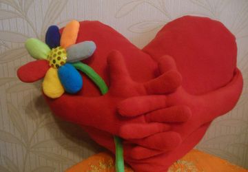 Интерьерная подушка 'Пора делать предложение"