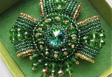 Брошь-орден из бисера