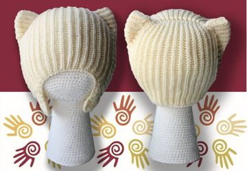 Шапка вязаная с кошачьими ушками