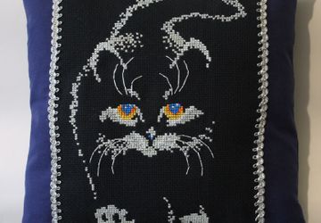 Подушка "Черный кот"