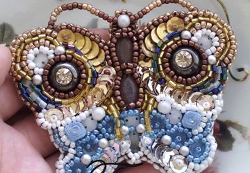 Брошь из бисера. Бабочка