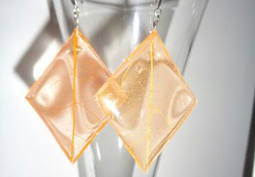 Серьги из скелетированного листа