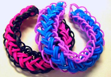 Как плести браслет из резинок. Гайд для начинающих с примерами