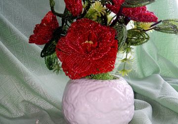 Цветы из бисера