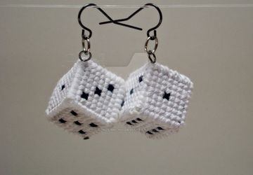 Серьги из пластиковой канвы за 30 минут