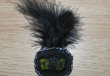 Заколка для волос с перьями