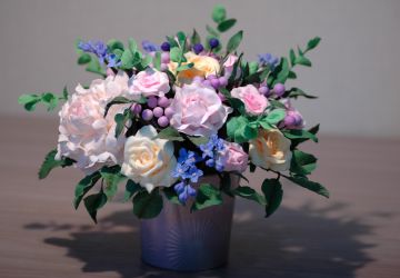 Композиция из холодного фарфора и полимерной глины