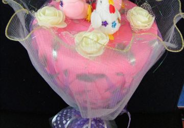 Букет из мягких игрушек "Три курочки"