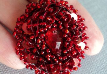 Кулон Красный