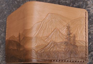 Портмоне с тиснением "горы"