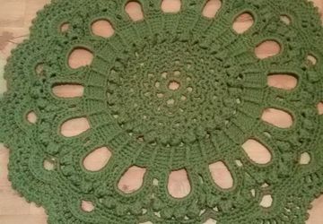 Ковер вязаный из полиэфирного шнура