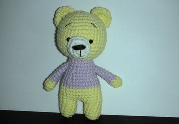 Вязаный медвежонок 10см