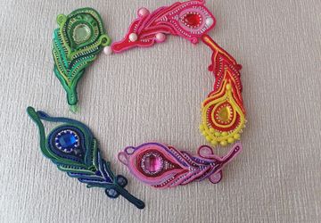 Сутажная брошь "Перышко"