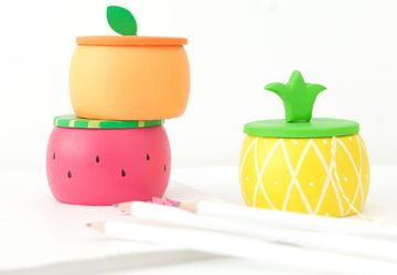 Шкатулки из деревянных браслетов