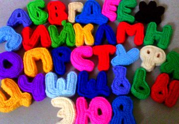 Вязаные игрушки, мобили, буквы