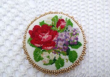 Брошь "Нежный букет".