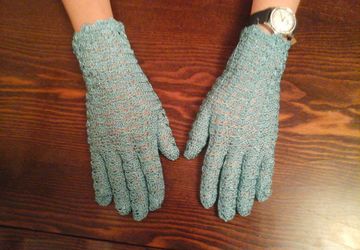 Вязаные ажурные перчаточки