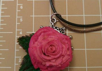 Подвеска. Роза.