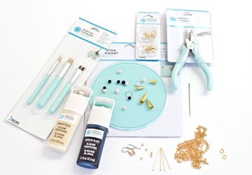 Праздничные украшения своими руками