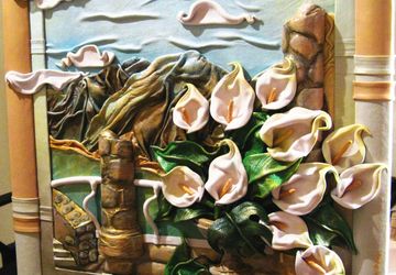 Авторская картина из кожи "Там, где живет любовь"