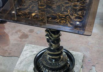 Журнальный стол из Автозапчастей.